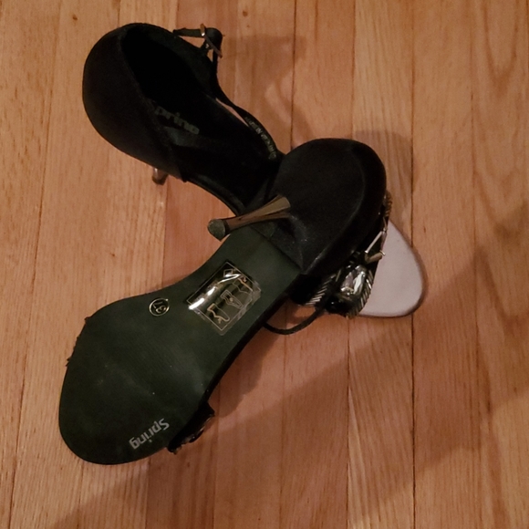 New Call it Spring steel cap heels - Picture 3 of 4